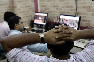 Sensex ends 2012 on a high note