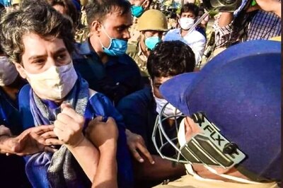 NCW Seeks Explanation from UP Police Over 'Manhandling' of Priyanka Gandhi While She Was On Way to Hathras