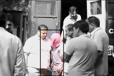 Delhi gangrape: Maneka Gandhi to talk to Home Minister on juvenile's release