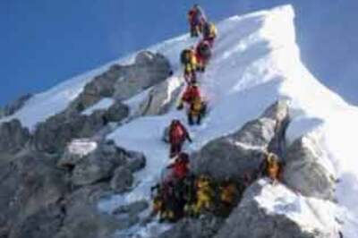 Indian climbers scale world's tallest mountain peak