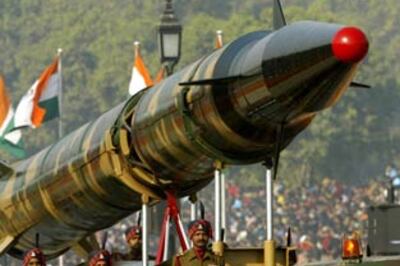 India tests nuclear-capable Agni II missile