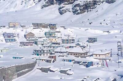 Kaza Women Turn Minister Away in Lahaul Spiti as Unchecked Entry of VIPs amid Covid-19 Irks Locals