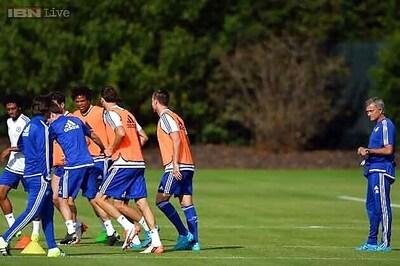 Jose Mourinho eyes early chance to strike blow on Arsene Wenger