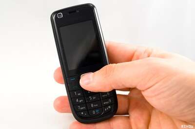 NSE offers stock updates on mobile phones