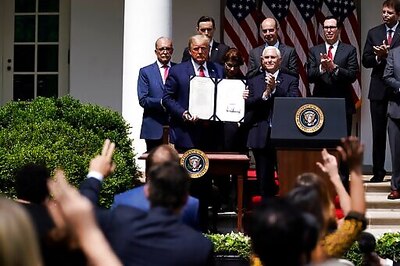 Minority-owned Companies Waited Months For Loans, Data Shows