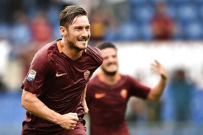 Francesco Totti Penalty Gives Roma 3-2 Win Over Sampdoria in Serie A