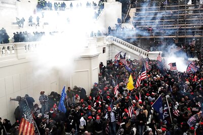 US Capitol Riot Prosecutors May Charge 400-plus People and Plea Deals May Come 'Within Few Weeks'