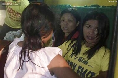 Seventeen dead, hundreds rescued after a passenger ferry sinks following a collision