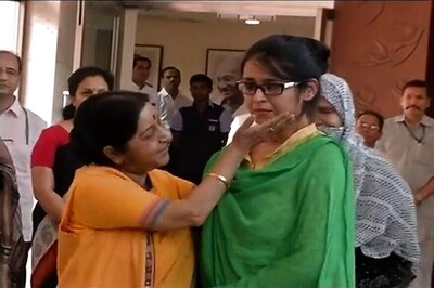 Pakistan is a Death Trap: Uzma, Who was Forced to Marry Pak Man at Gunpoint, on Her Return