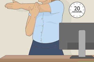 How to Crack Your Shoulder