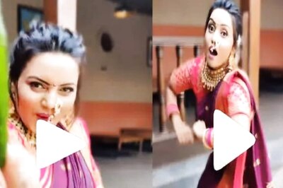 Viral: Sonali Patil Dancing To Main Kolhapur Se Aayi Hoon In A Purple Saree