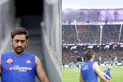 MS Dhoni Walks Out to 'Maan Meri Jaan' Song Amid Fireworks Ahead of IPL 2023 Final, Crowd Goes Berserk; WATCH
