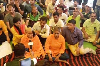 MP Guest Faculty Members Threaten Mass Tonsuring, Self-immolation if Govt Fails to Regularise Jobs