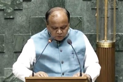 BJP MP Chhatrapal Singh Gangwar Chants 'Jai Hindu Rashtra' After Taking Oath, Oppn Raises Objection | Watch