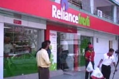 Reliance group, support firms ask 5,000 to resign