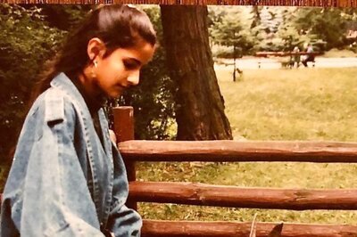 Katrina Kaif Channels Her Love For Oversized Jackets in Throwback Pic; Hubby Vicky Kaushal Is All Hearts