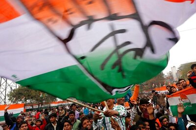 Splinter in MVA? Congress Denies Rift But Rumours Abuzz as Some MLAs Fail to Turn Up for Maha Floor Test