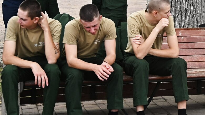 Russia Begins Campaign to Recruits Soldiers for Ukraine War Through Propaganda Videos