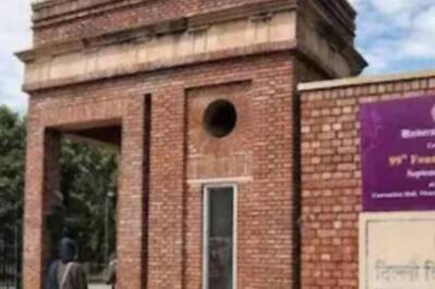 DUSU Polls: Candidates Asked to Remove Banners, Posters from University Premises with 24 Hours