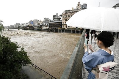 Hundreds of Thousands Evacuated in Japan as 'Historic' Rain Falls; Four Dead