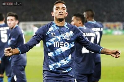 Real Madrid agree deal to buy Porto defender Danilo