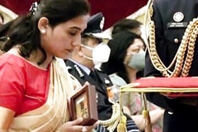 Wife of Soldier Who Laid His Life in Galwan Valley Skirmish Clears Army Test, To be Trained for Officer