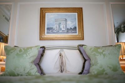 10 Fresh Summer Bedroom Ideas To Steal