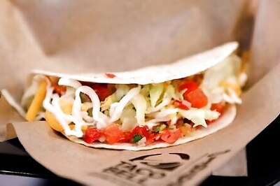 Yum's quarterly results beat on pizza, taco cravings during lockdown