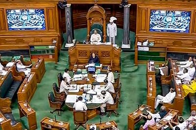 Govt Plans 'Information Warfare' to Blunt Opposition's Sharp Attacks ahead of No-confidence Debate