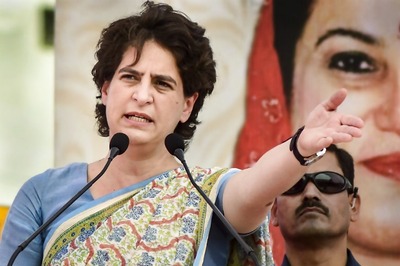 Cowards Shamefully Hunting Down Chidambaram for Exposing Failures of This Govt, Says Priyanka Gandhi
