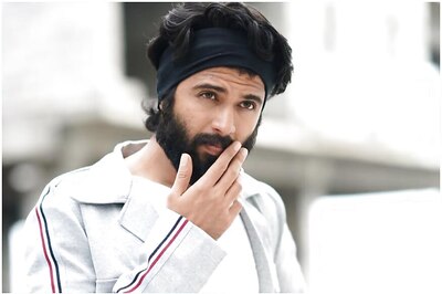 Vijay Deverakonda Defends Kabir Singh Director, Says 'We Should Listen to Him And be Okay'
