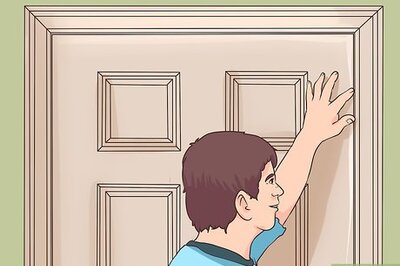 How to Adjust Door Hinges