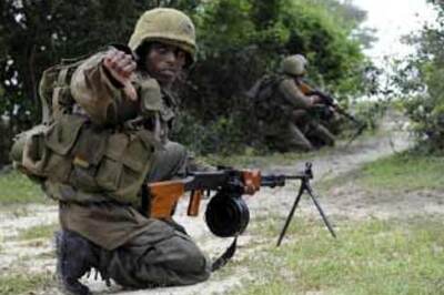 Troops overrun key LTTE defences, capture Palai town