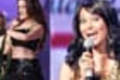 <a href='http://www.ibnlive.com/slideshow/227.html' Bollywood stars bid adieu to GIFA