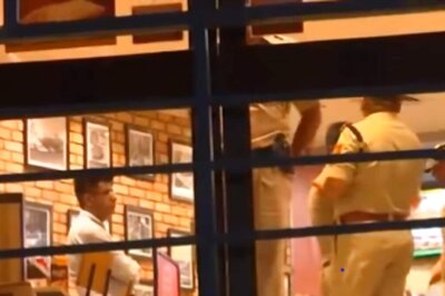 One Shot Dead in Firing At Burger King Outlet in West Delhi, Accused Absconding