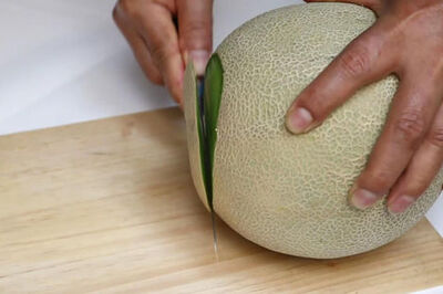 How to Slice Melon