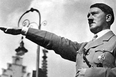 First Reprint of Hitler's 'Mien Kampf' Becomes German Bestseller