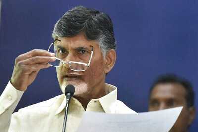 Arrest Warrant Issued Against Chandrababu Naidu in 2010 Babli Project Agitation Case