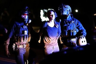 Portland Police Make Over 50 Arrests, Use Tear Gas As Protesters Throw Fire Bombs