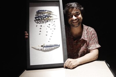 Meet The Feather Artist From Maharashtra, Whose Artwork Has Impressed Movie Stars, Only On HistoryTV18