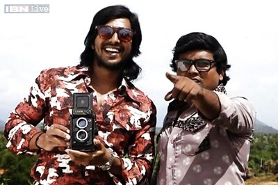 Rajinikanth praises Tamil comedy 'Mundasupatti'