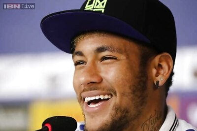 World Cup 2014: Neymar recovery going 'very well', say Barca doctors