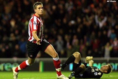 Henderson helps Sunderland beat West Ham 1-0