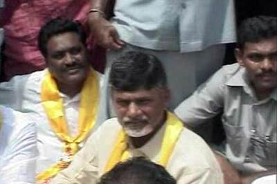 Naidu seeks President's help for rain-hit farmers