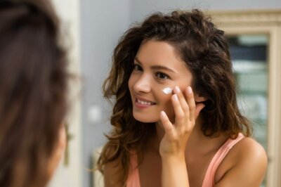 Serum Or Oil? Here's Your Guide To Get A Flawless Skin