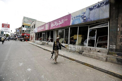 Yemen rebels refuse to board plane for Geneva peace talks