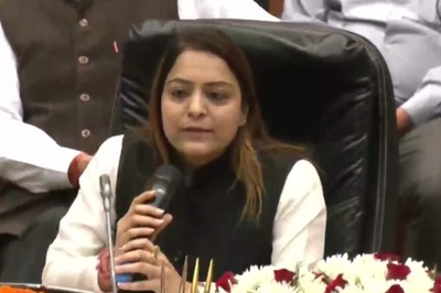 AAP Councillor Joins BJP Ahead of MCD Mayor Poll on April 26