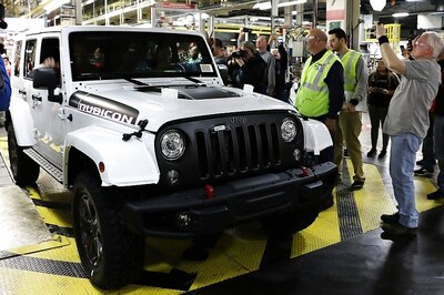 Last Jeep Wrangler JK Rolls Out of Production Line