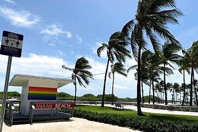 Isaias strengthens into hurricane ahead of expected landfall in Carolinas