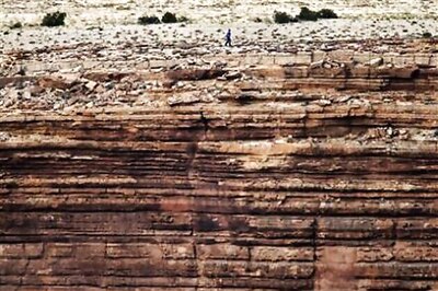 Nik Wallenda completes 1,500-feet high tightrope walk across gorge near Grand Canyon